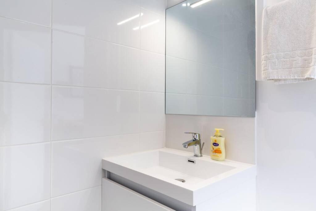 New ! Creac'H - Charmant Studio Neuf Proche Centre-Ville Et Fac / Tout Confort / 100M Du Bus Brest Luaran gambar